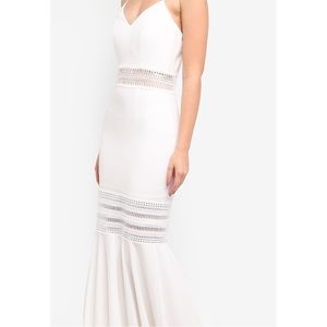 NEW w/tags Jarlo London dress in white, size 4